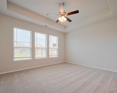 2405 Seamist Cove Lane - Photo Thumbnail 28