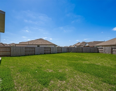 2405 Seamist Cove Lane - Photo Thumbnail 49