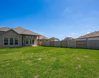2405 Seamist Cove Lane - Photo Thumbnail 48