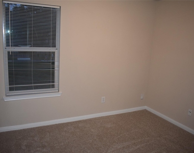 16048 Limestone Lake Drive - Photo Thumbnail 18