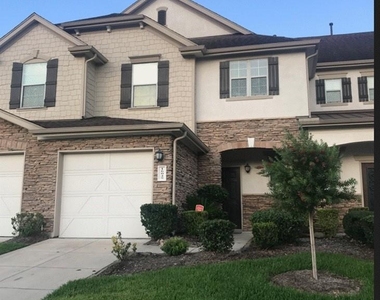 16048 Limestone Lake Drive - Photo Thumbnail 1