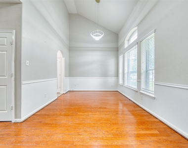 13946 Cypress Star Lane - Photo Thumbnail 10