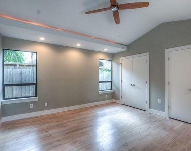4127 Underwood Street - Photo Thumbnail 12