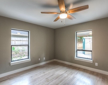 4127 Underwood Street - Photo Thumbnail 14