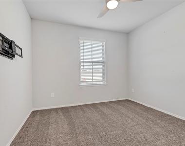 16891 Pink Wintergreen Drive - Photo Thumbnail 2