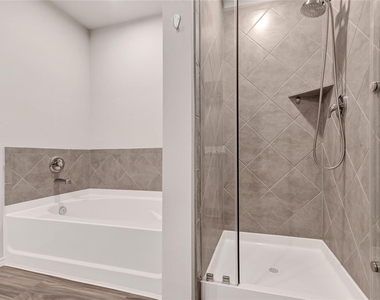 16891 Pink Wintergreen Drive - Photo Thumbnail 18