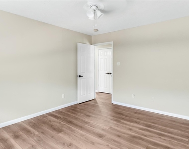 11405 Starlight Bay Street - Photo Thumbnail 29