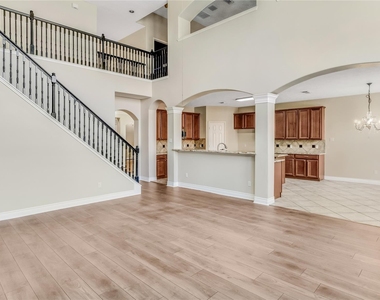 11405 Starlight Bay Street - Photo Thumbnail 12