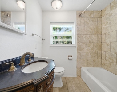 4403 Cynthia Street - Photo Thumbnail 7