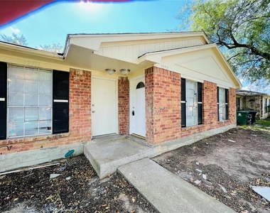 12713 Lima Drive - Photo Thumbnail 2