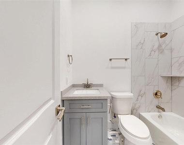 4305 Rogers Street - Photo Thumbnail 3