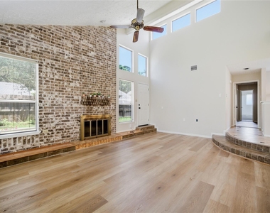 2019 First Crossing Boulevard - Photo Thumbnail 21