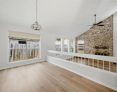 2019 First Crossing Boulevard - Photo Thumbnail 16