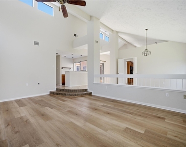 2019 First Crossing Boulevard - Photo Thumbnail 19