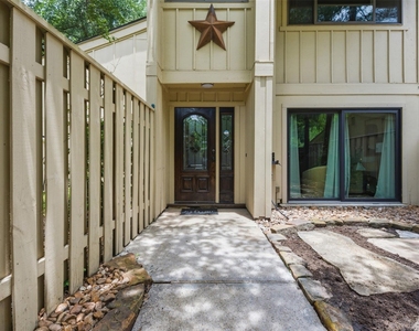 2209 W Settlers Way - Photo Thumbnail 2