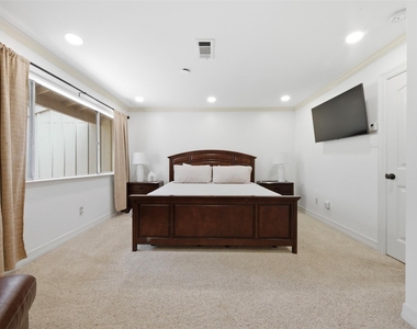 2209 W Settlers Way - Photo Thumbnail 21