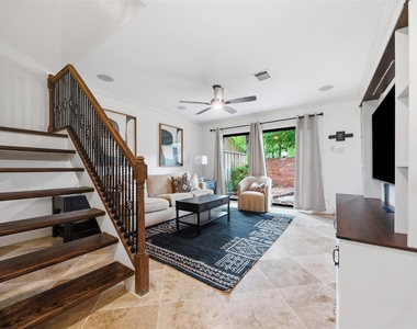 2209 W Settlers Way - Photo Thumbnail 6