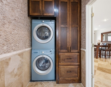2209 W Settlers Way - Photo Thumbnail 14
