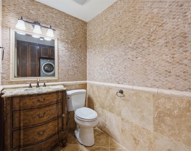 2209 W Settlers Way - Photo Thumbnail 13