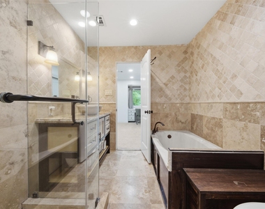 2209 W Settlers Way - Photo Thumbnail 19