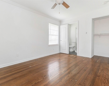 230 Bizerte Street - Photo Thumbnail 25