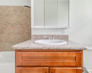 230 Bizerte Street - Photo Thumbnail 20