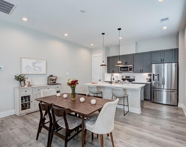 1181 W Tidwell Road - Photo Thumbnail 8