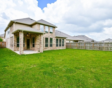 4431 Wyatt Roland Way - Photo Thumbnail 29
