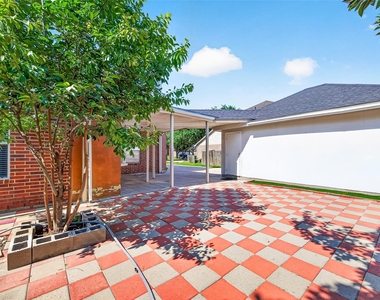 17611 Haywood Oaks Drive - Photo Thumbnail 28