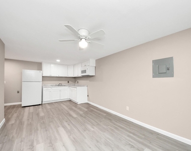 17111 River Road - Photo Thumbnail 13