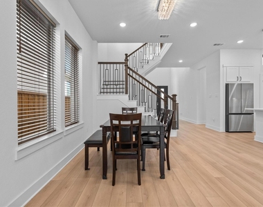 5030 Valley Wind Court - Photo Thumbnail 10