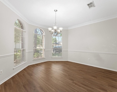 26414 Creston Woods Drive - Photo Thumbnail 6