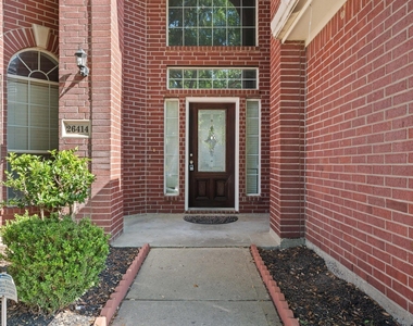 26414 Creston Woods Drive - Photo Thumbnail 3