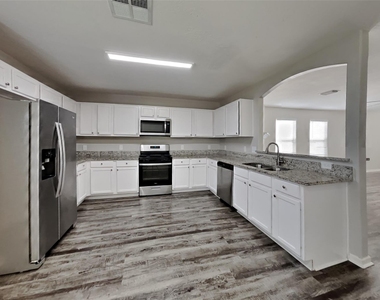 19411 Billineys Park Drive - Photo Thumbnail 2
