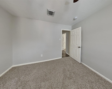 19411 Billineys Park Drive - Photo Thumbnail 13