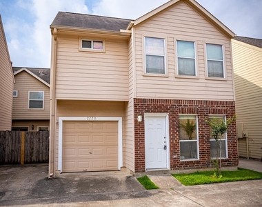 2220 Naomi Street - Photo Thumbnail 1