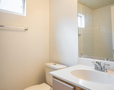 2220 Naomi Street - Photo Thumbnail 23