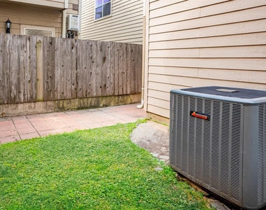 2220 Naomi Street - Photo Thumbnail 14