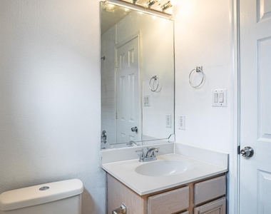 2220 Naomi Street - Photo Thumbnail 22