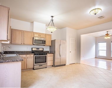 2220 Naomi Street - Photo Thumbnail 7