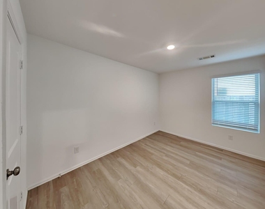22287 Stoney Ravine Drive - Photo Thumbnail 10