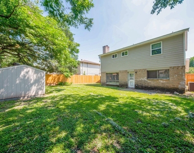 16418 Blackhawk Boulevard - Photo Thumbnail 20