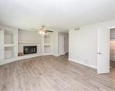 16418 Blackhawk Boulevard - Photo Thumbnail 10