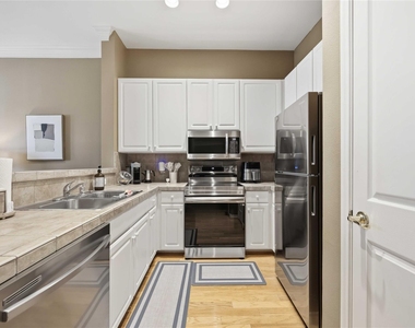 2400 Mccue Road - Photo Thumbnail 17