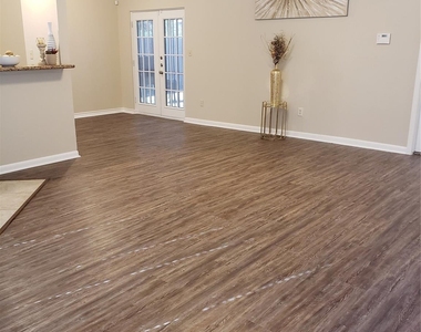 7707 Bluejay Twin Circle - Photo Thumbnail 7