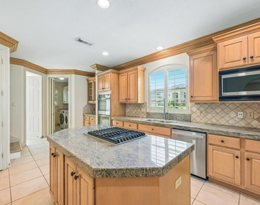 1611 Copperas Cove - Photo Thumbnail 14