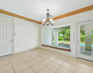 1611 Copperas Cove - Photo Thumbnail 17