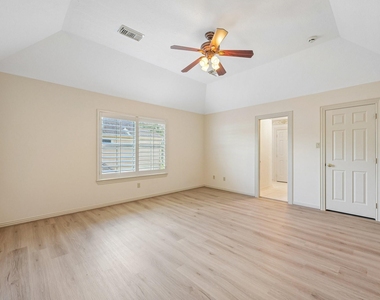 1611 Copperas Cove - Photo Thumbnail 26
