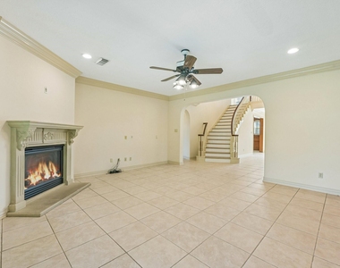 1611 Copperas Cove - Photo Thumbnail 10