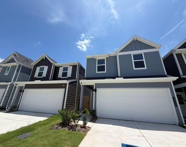3539 Adelie Lane - Photo Thumbnail 1